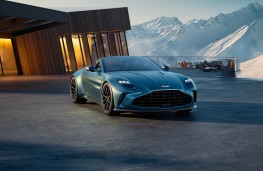 Aston Martin Vantage Roadster, 2025, front, static